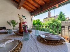 Casa Bi/Trifamiliare in Residenziale