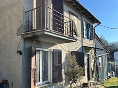 Casa Bi/Trifamiliare in Residenziale