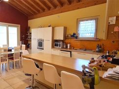 Casa Bi/Trifamiliare in Residenziale