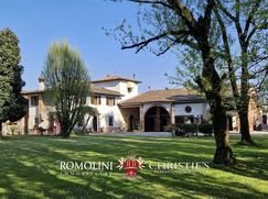 Villa in Residenziale