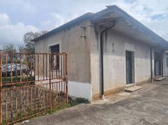 Negozio/Locale commerciale in Commerciale