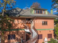 Villa in Residenziale