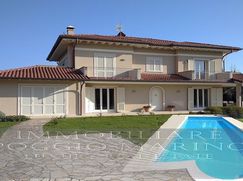 Villa in Residenziale