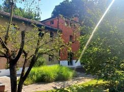 Casa Bi/Trifamiliare in Residenziale