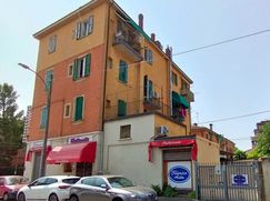 Negozio/Locale commerciale in Commerciale