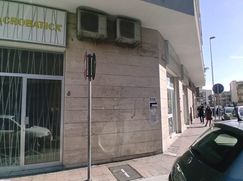 Negozio/Locale commerciale in Commerciale