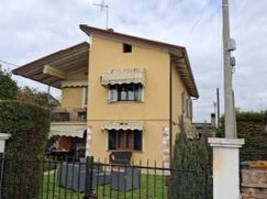 Casa indipendente in Residenziale