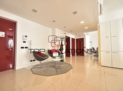Ufficio in Commerciale