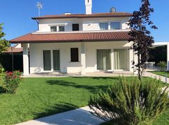 Villa in Residenziale