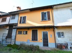 Casa Bi/Trifamiliare in Residenziale