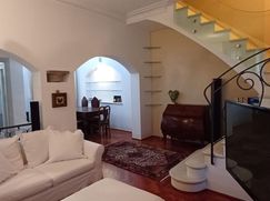 Casa Bi/Trifamiliare in Residenziale