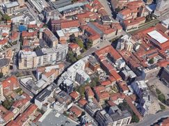Negozio/Locale commerciale in Commerciale