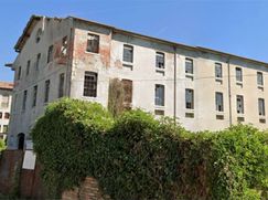 Edificio in Residenziale