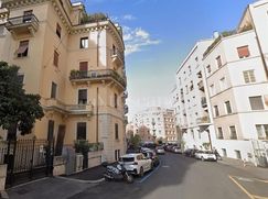 Negozio/Locale commerciale in Commerciale