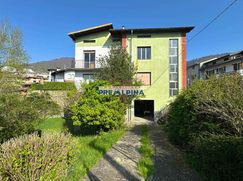 Casa Bi/Trifamiliare in Residenziale