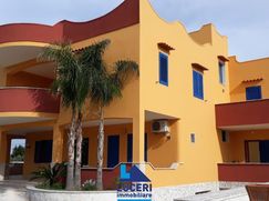 Casa Bi/Trifamiliare in Residenziale