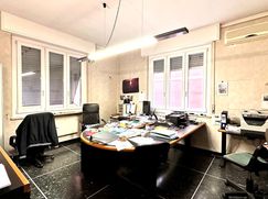 Ufficio in Commerciale