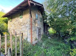 Casa Bi/Trifamiliare in Residenziale