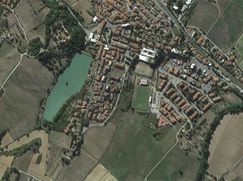 Casa Bi/Trifamiliare in Residenziale