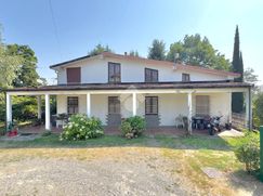Casa Bi/Trifamiliare in Residenziale