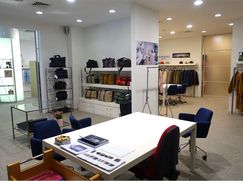 Negozio/Locale commerciale in Commerciale