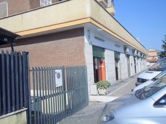 Negozio/Locale commerciale in Commerciale