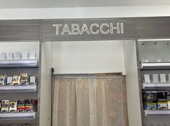 Attività/Licenza (con o senza mura) in Commerciale