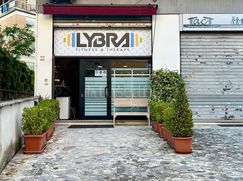 Negozio/Locale commerciale in Commerciale