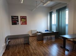 Ufficio in Commerciale
