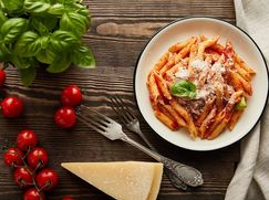 Attività/Licenza (con o senza mura) in Commerciale