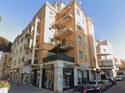 Ufficio in Commerciale