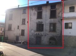 Casa Bi/Trifamiliare in Residenziale