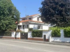 Villa in Residenziale