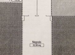Negozio/Locale commerciale in Commerciale