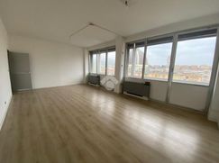 Ufficio in Commerciale