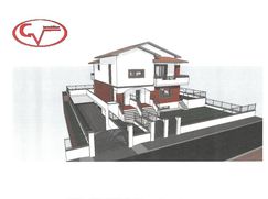 Casa Bi/Trifamiliare in Residenziale