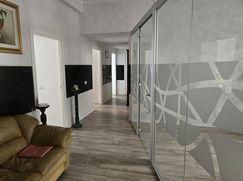 Ufficio in Commerciale
