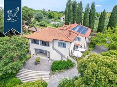 Villa in Residenziale