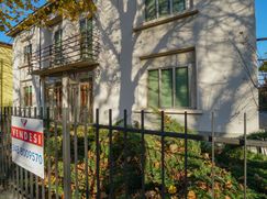 Casa Bi/Trifamiliare in Residenziale