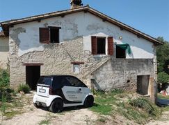 Casa Bi/Trifamiliare in Residenziale