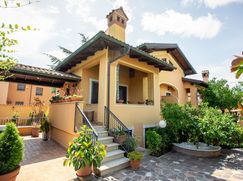 Villa in Residenziale