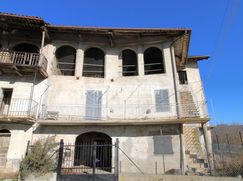 Casa Bi/Trifamiliare in Residenziale