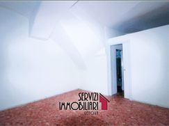 Negozio/Locale commerciale in Commerciale