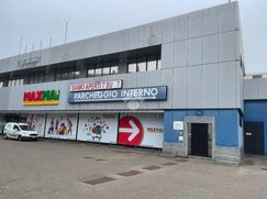 Ufficio in Commerciale