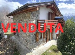 Casa Bi/Trifamiliare in Residenziale