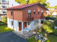 Casa Bi/Trifamiliare in Residenziale