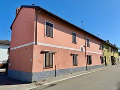 Casa Bi/Trifamiliare in Residenziale