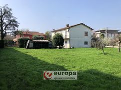 Casa indipendente in Residenziale