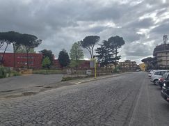 Negozio/Locale commerciale in Commerciale