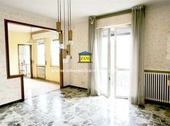 Casa Bi/Trifamiliare in Residenziale